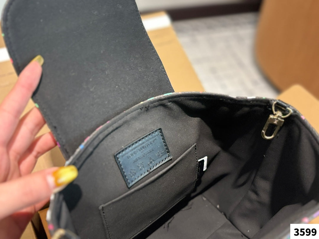 Lv Sakura Series Duma Backpack 🎒