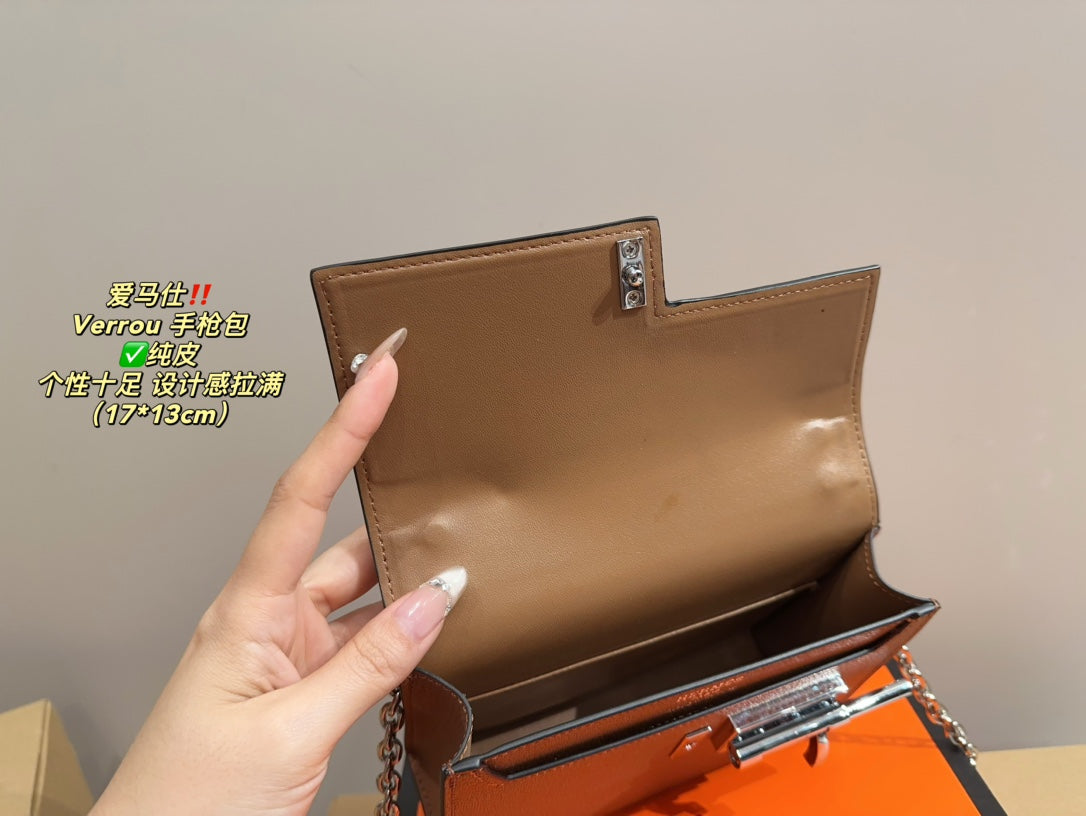 Hermès Verrou Pistol Bag with Latch