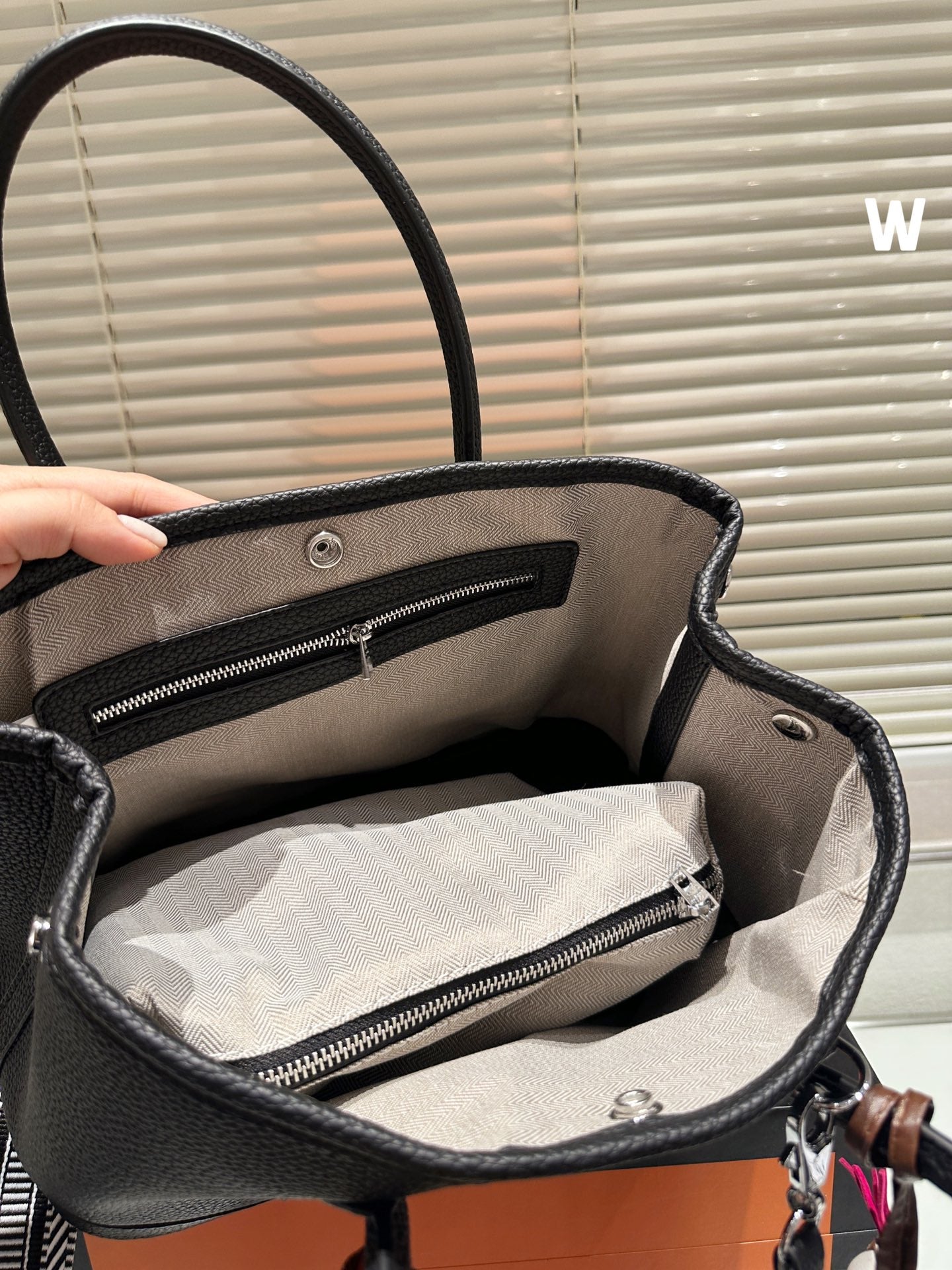 Exclusive Hermès classic hot off the presses!