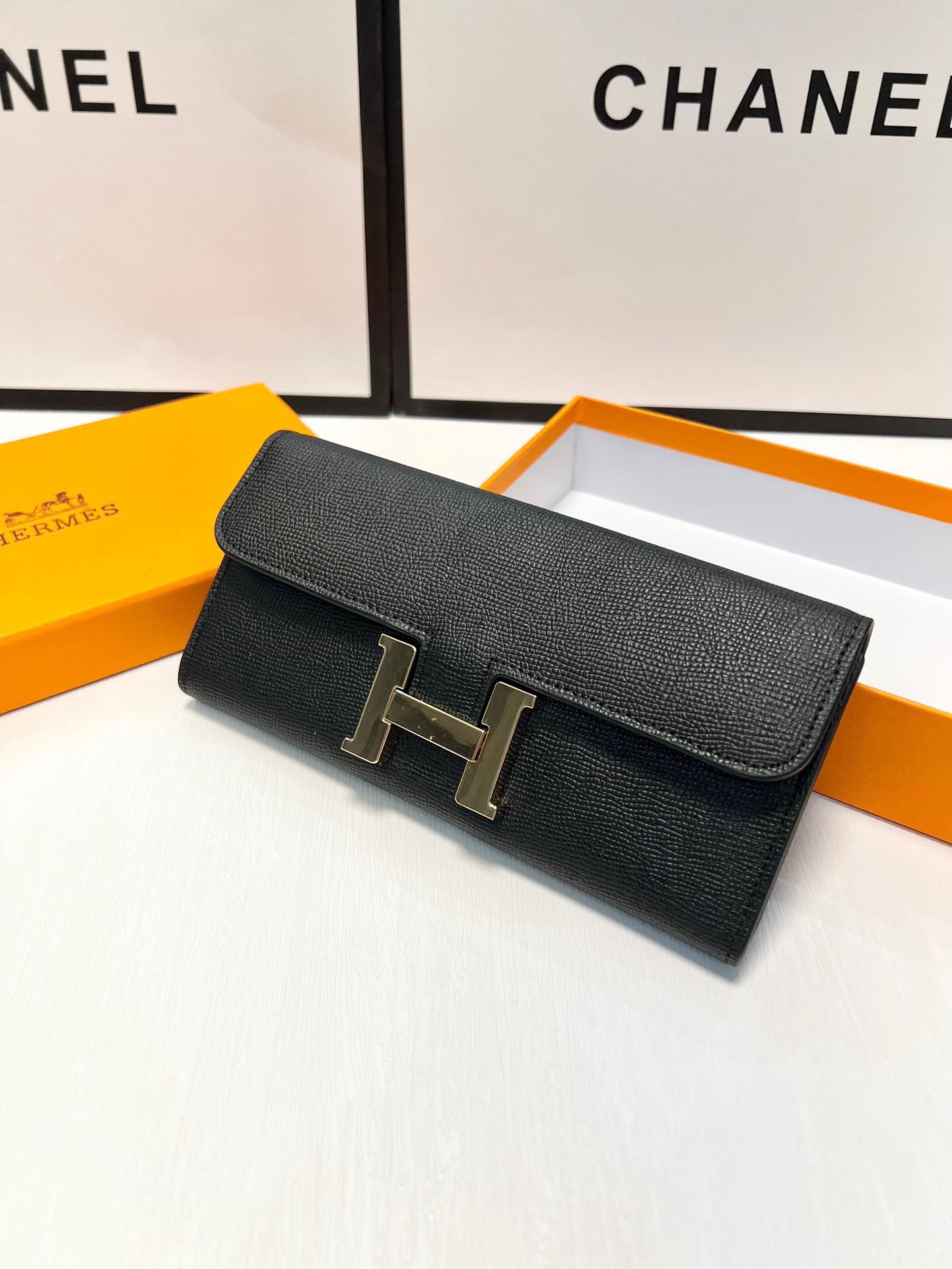 Premium imported Hermès saffiano leather