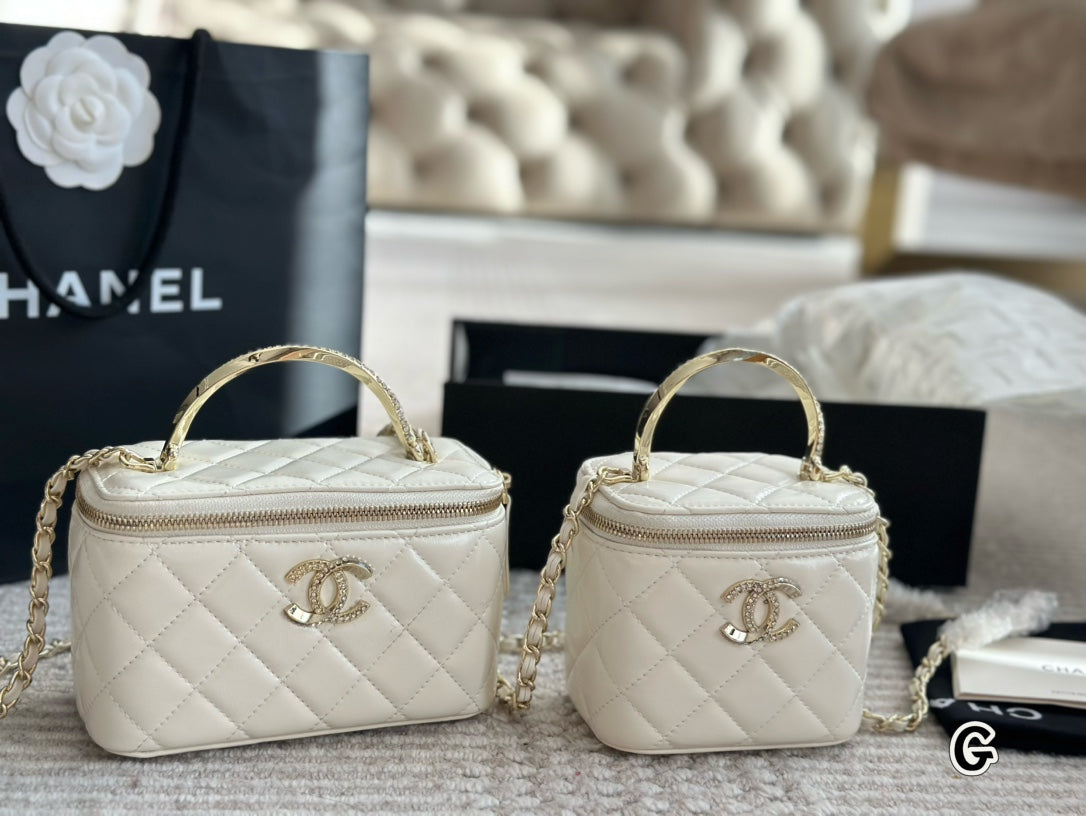 Chanel Small Cosmetic Case handbag