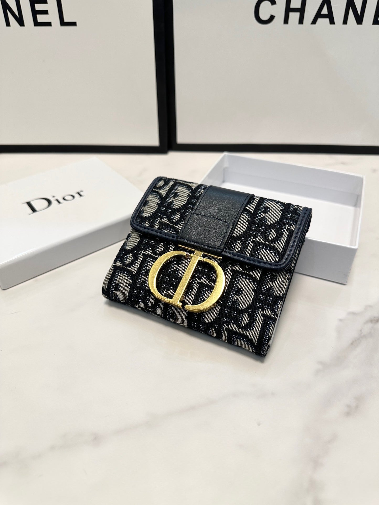 New Dior Versatile Small Wallet
