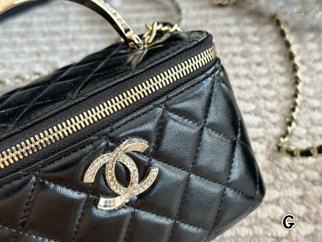 Chanel Small Cosmetic Case handbag