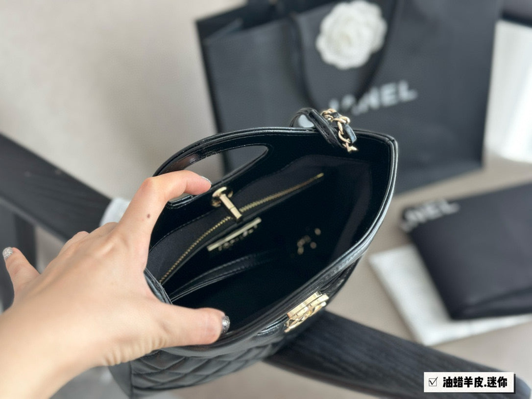 The Chanel 23a Handbag