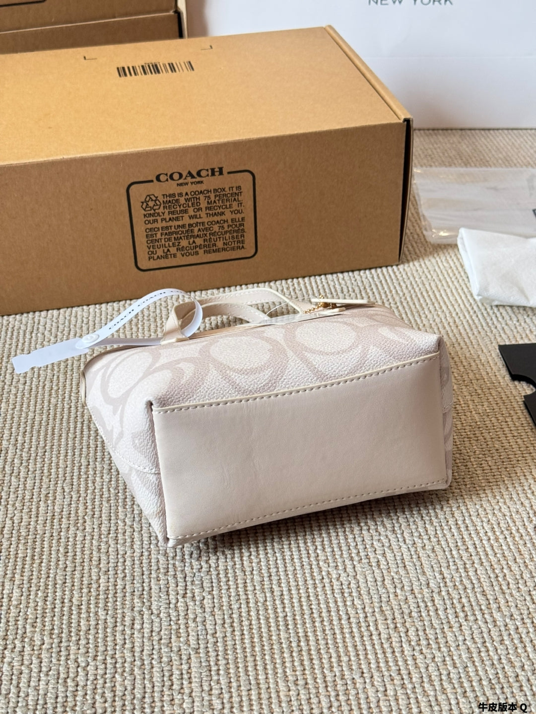COACH's adorable City small tote bag