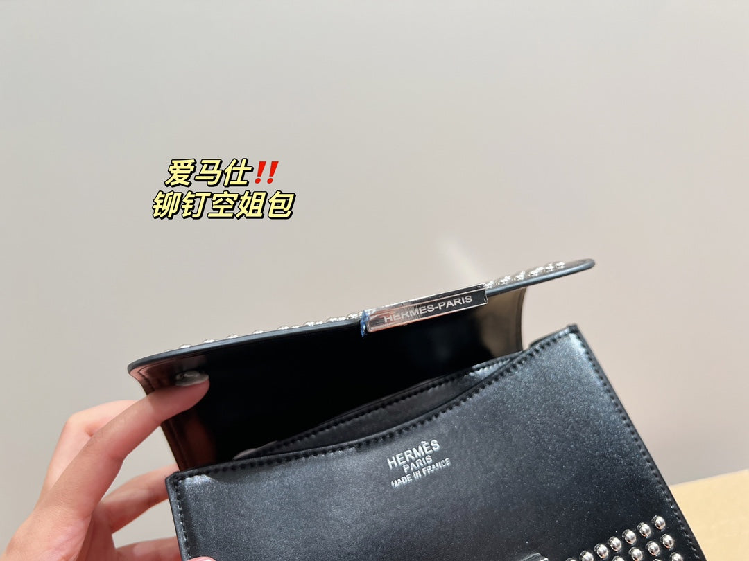 Hermès studded Constace bag