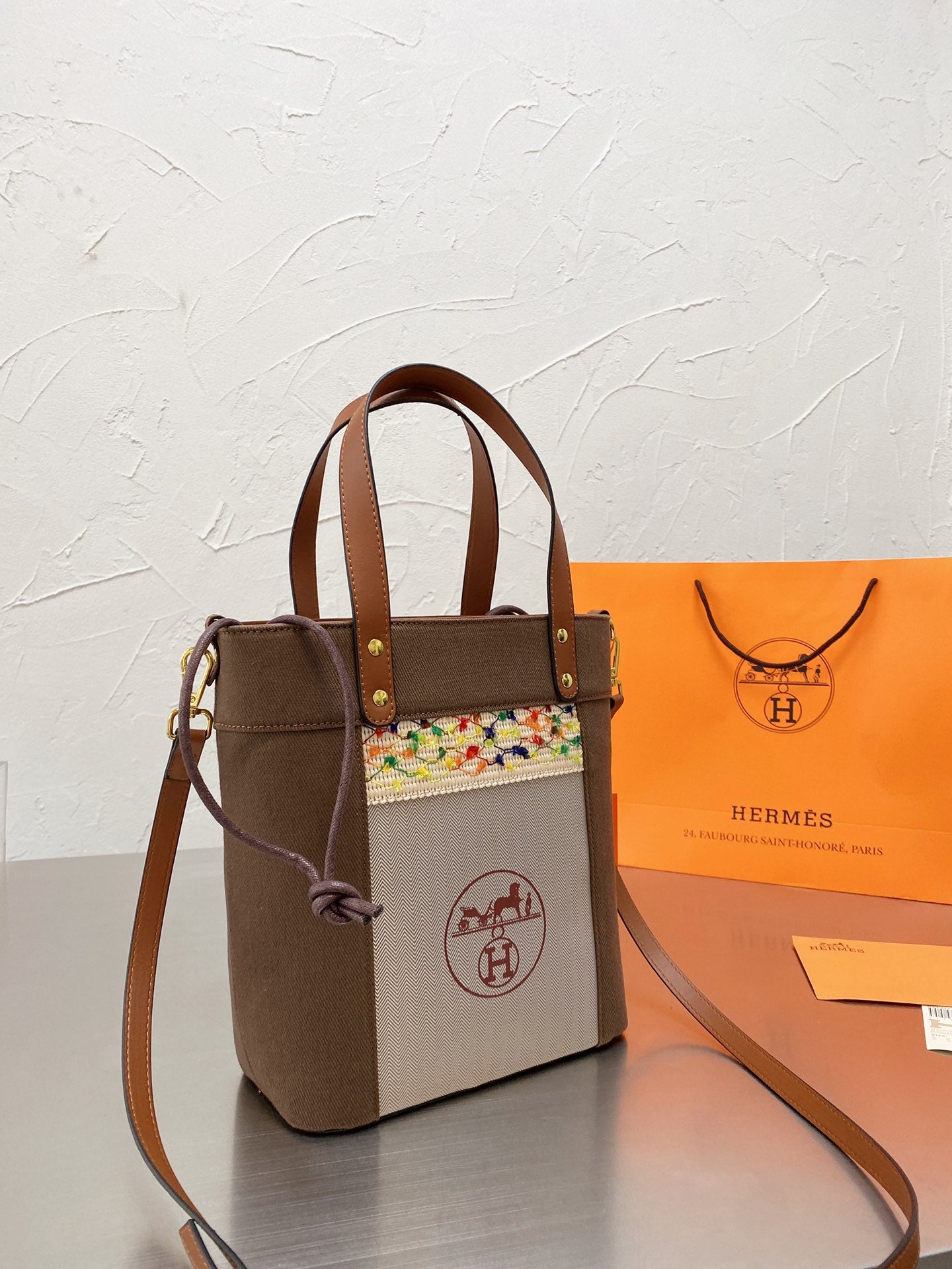 The incredibly popular Hermès bucket bag