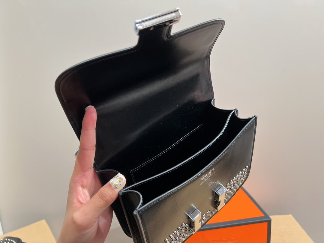 Hermès studded Constace bag