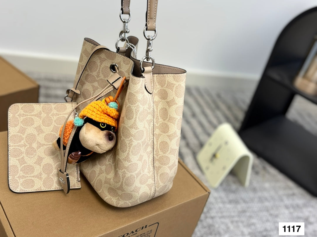 COACH Bucket Retro Series