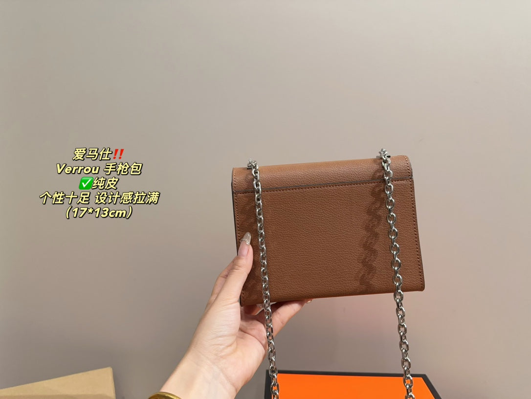 Hermès Verrou Pistol Bag with Latch