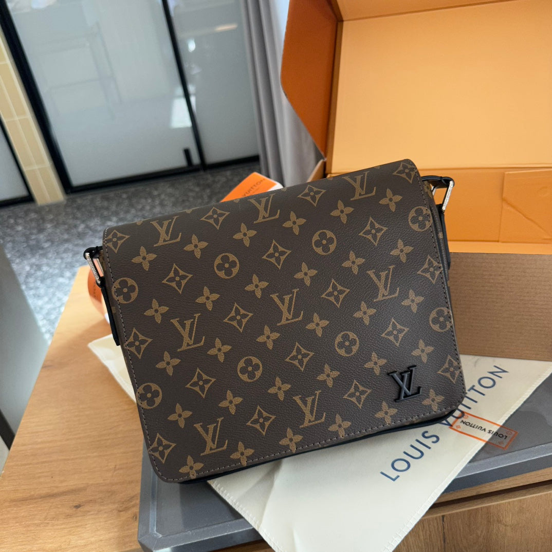 LV Limited Edition Men's Cowhide Messenger Bag 💼