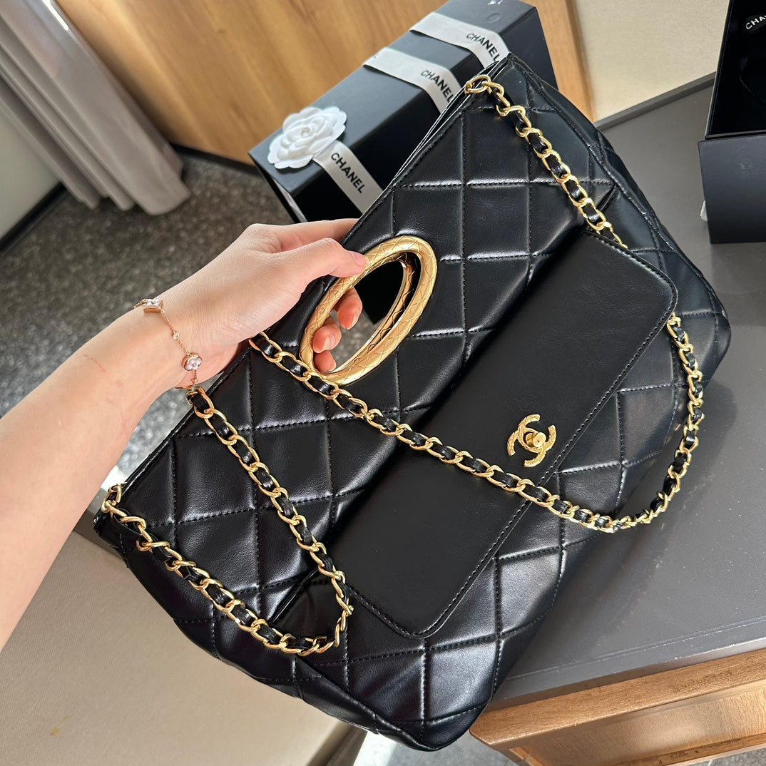 𝘝𝘪𝘯𝘵𝘢𝘨𝘦 Chanel Evening Bag