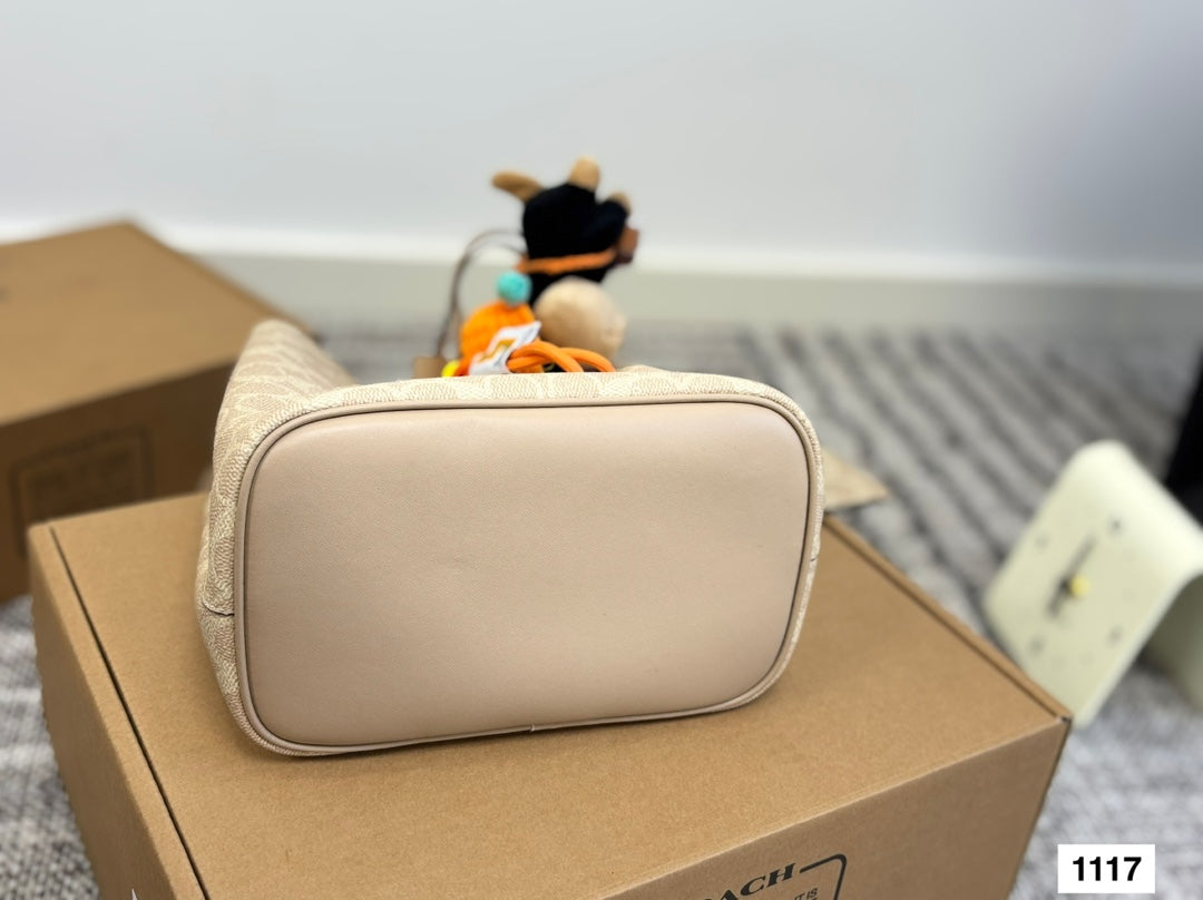 COACH Bucket Retro Series