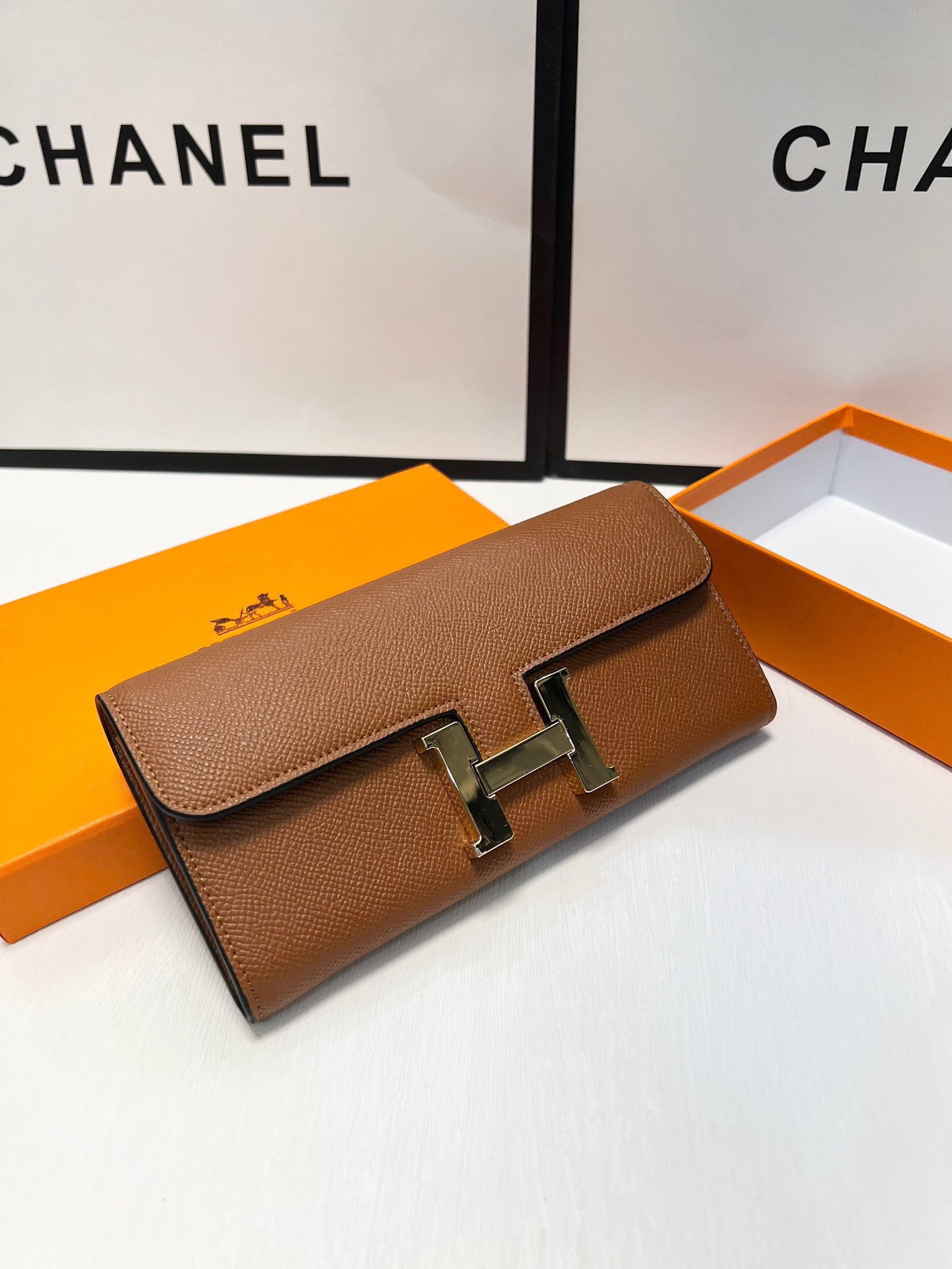Premium imported Hermès saffiano leather