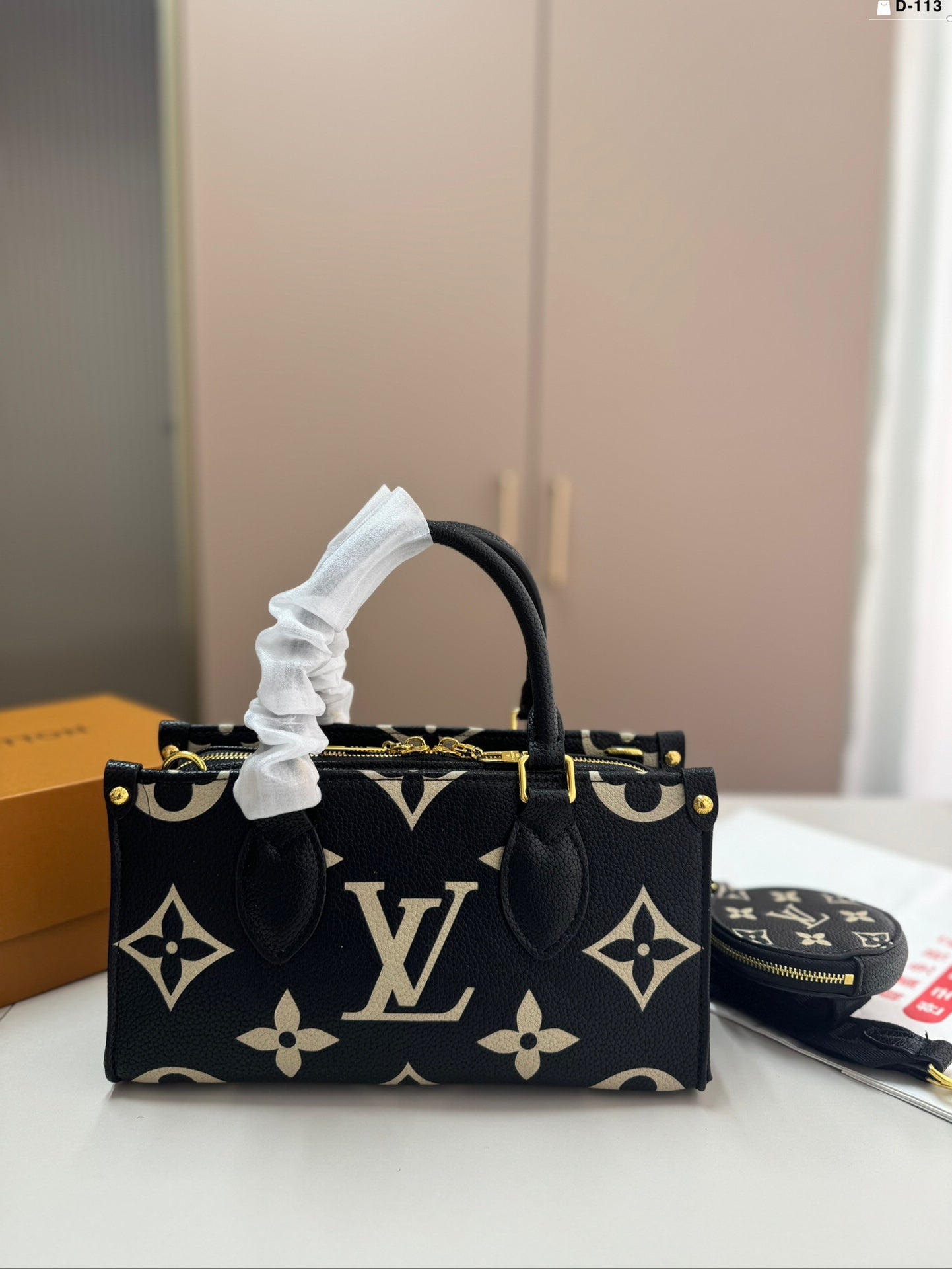 Louis Vuitton Onthego Eastwest