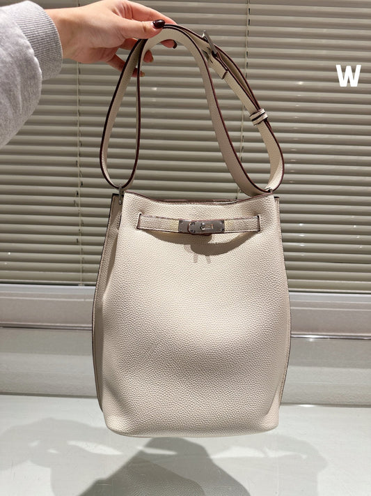 Hermès Introduces 10 New Handbags for Spring