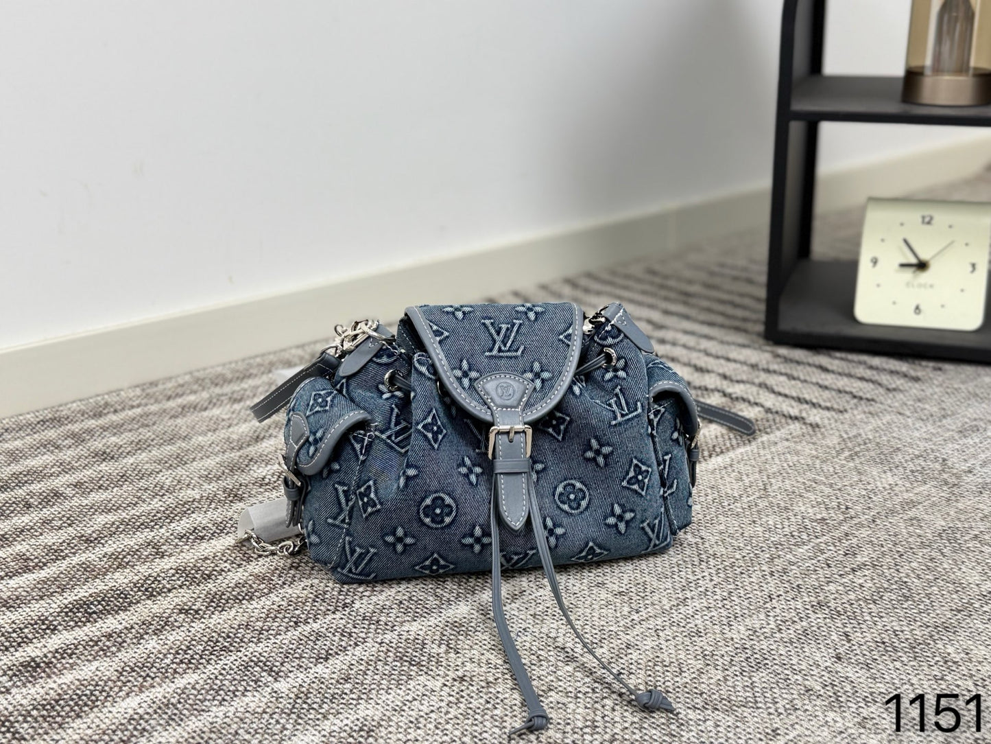 New Lv embossed monogram handbag crossbody bag