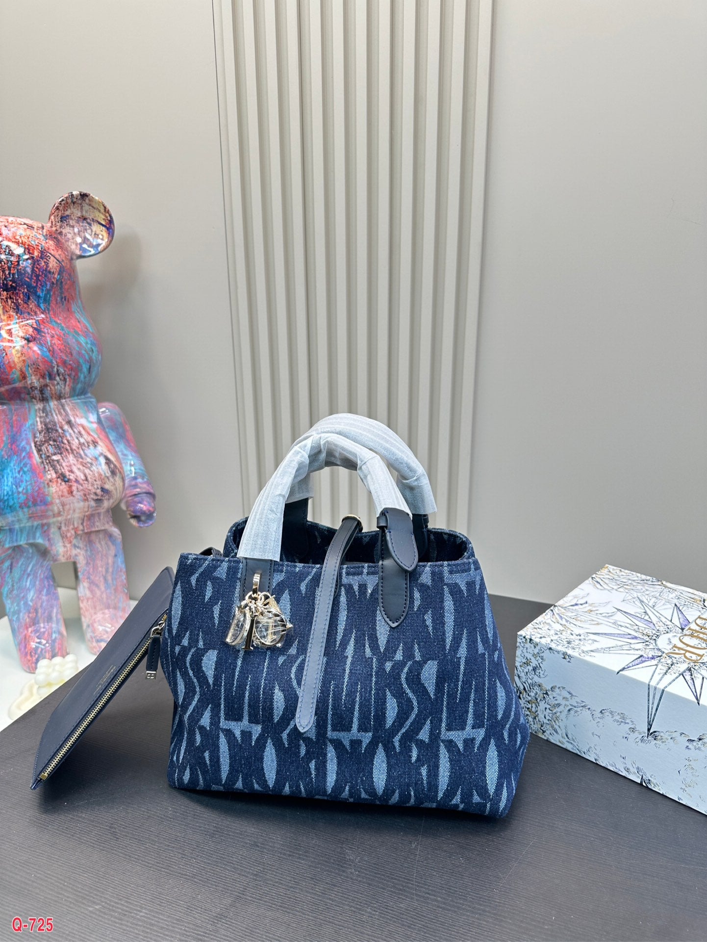 Dior Toujours Shopping Bag