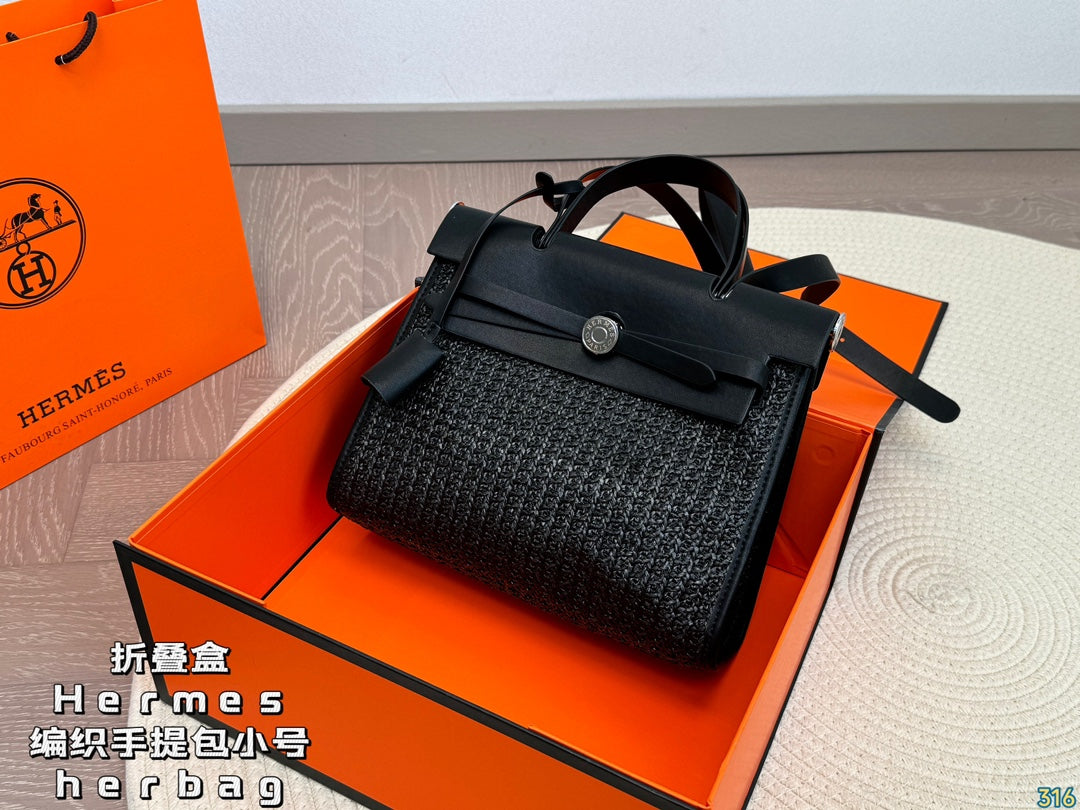 Hermès woven handbag
