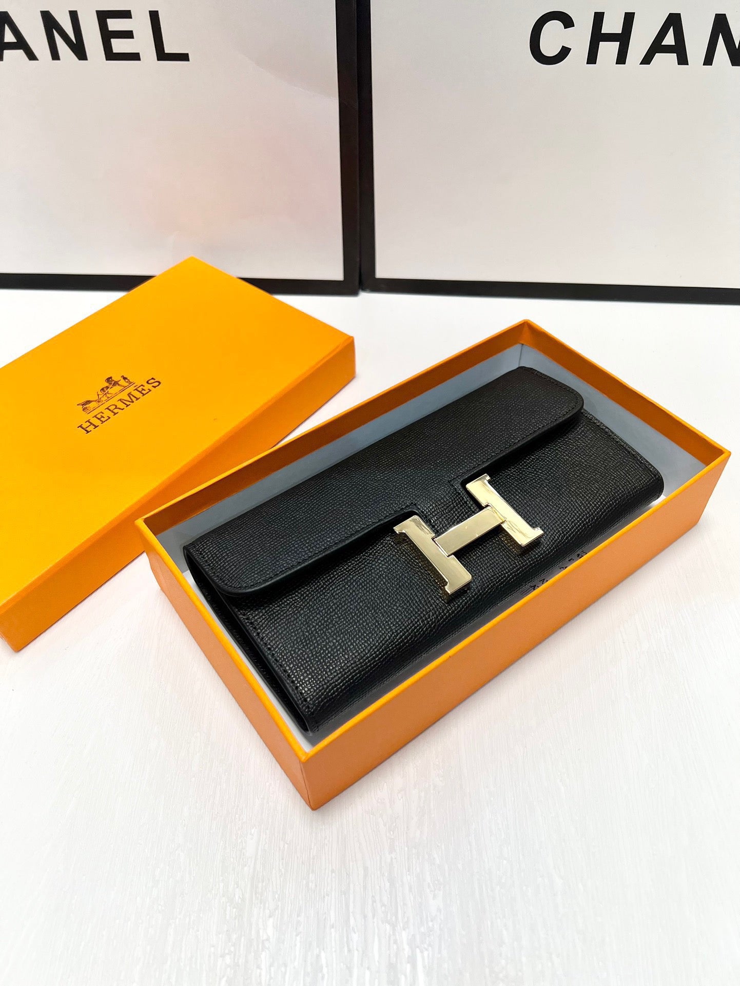 Premium imported Hermès saffiano leather