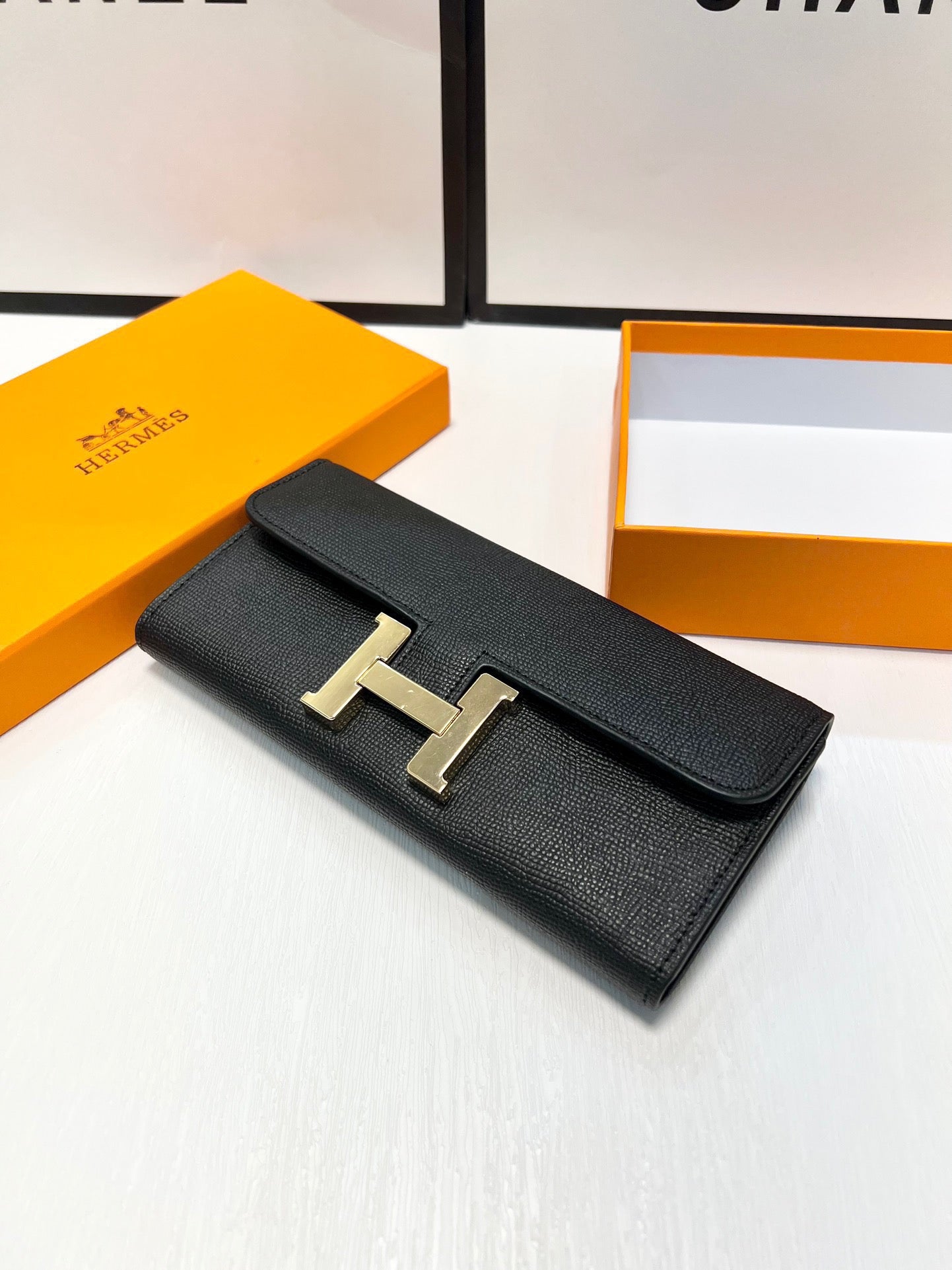 Premium imported Hermès saffiano leather