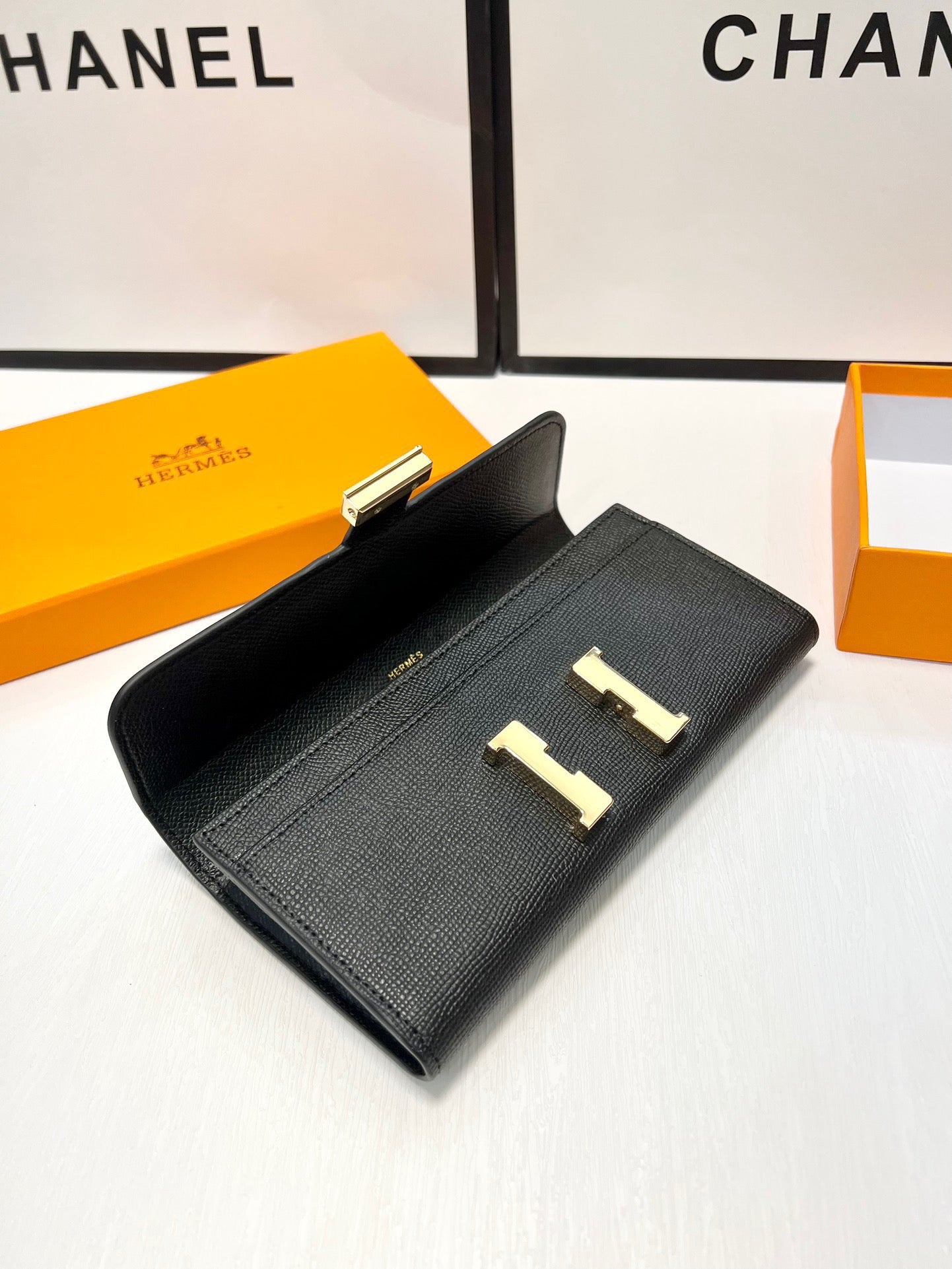 Premium imported Hermès saffiano leather