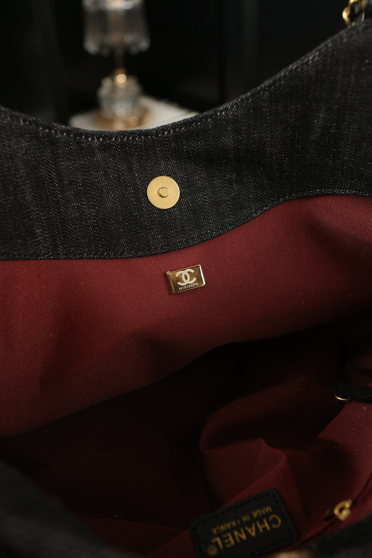 CHANEL Denim New Runway-Style Chain Tote Bag