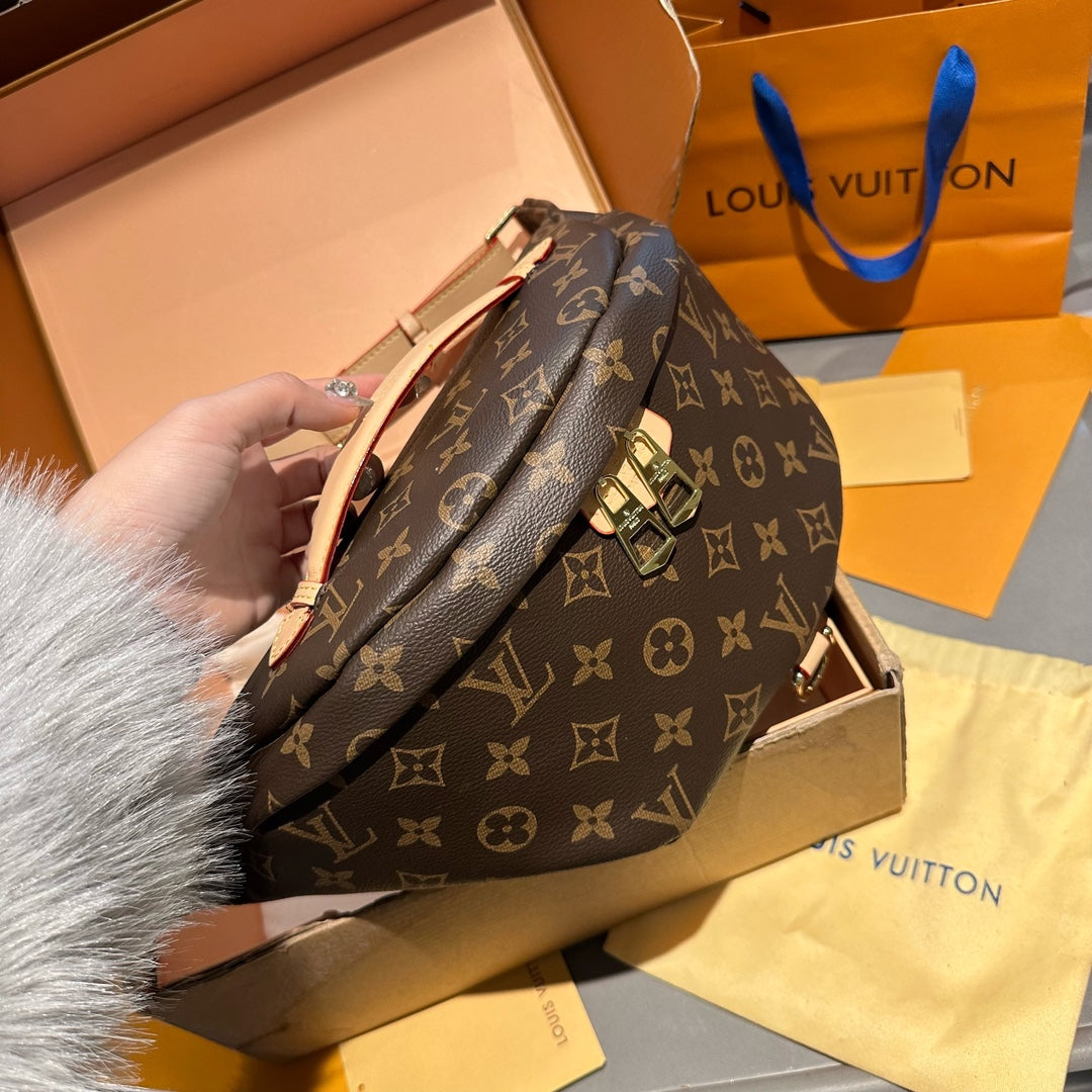 LV Classic and Popular Retiro Waist and Chest Bag