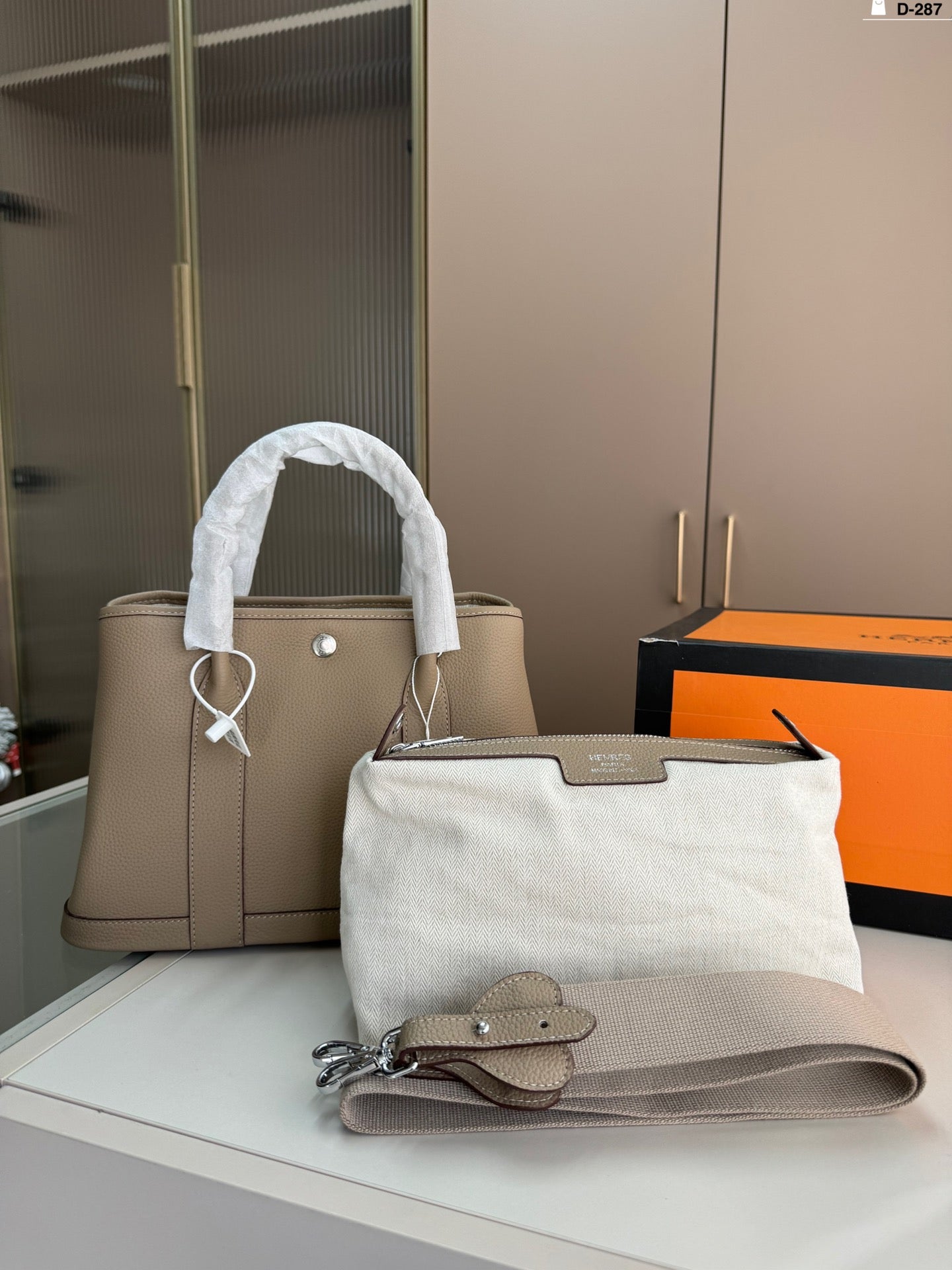 HERMES Garden Tote Bag 🌸