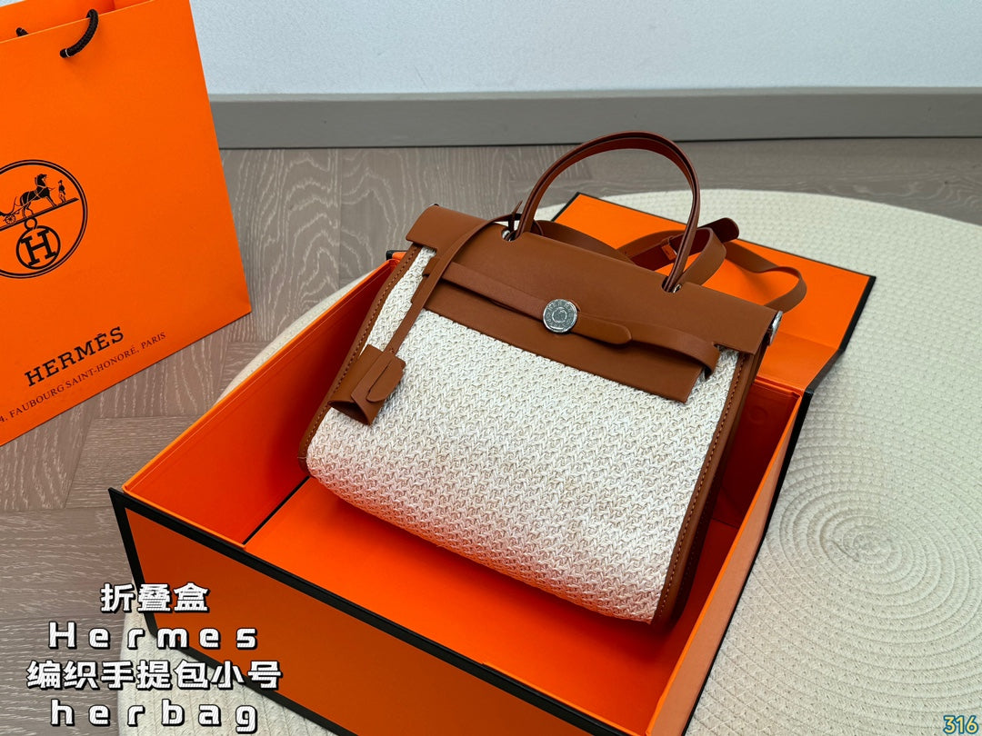 Hermès woven handbag