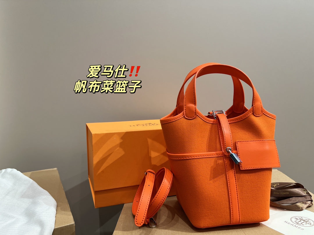 Hermès canvas shopping basket