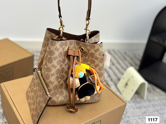 COACH Bucket Retro Series