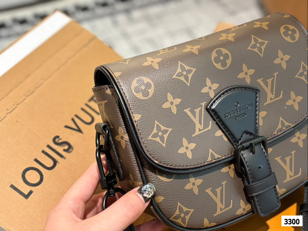 CHRISTOPHER Men's Crossbody Camera Bag