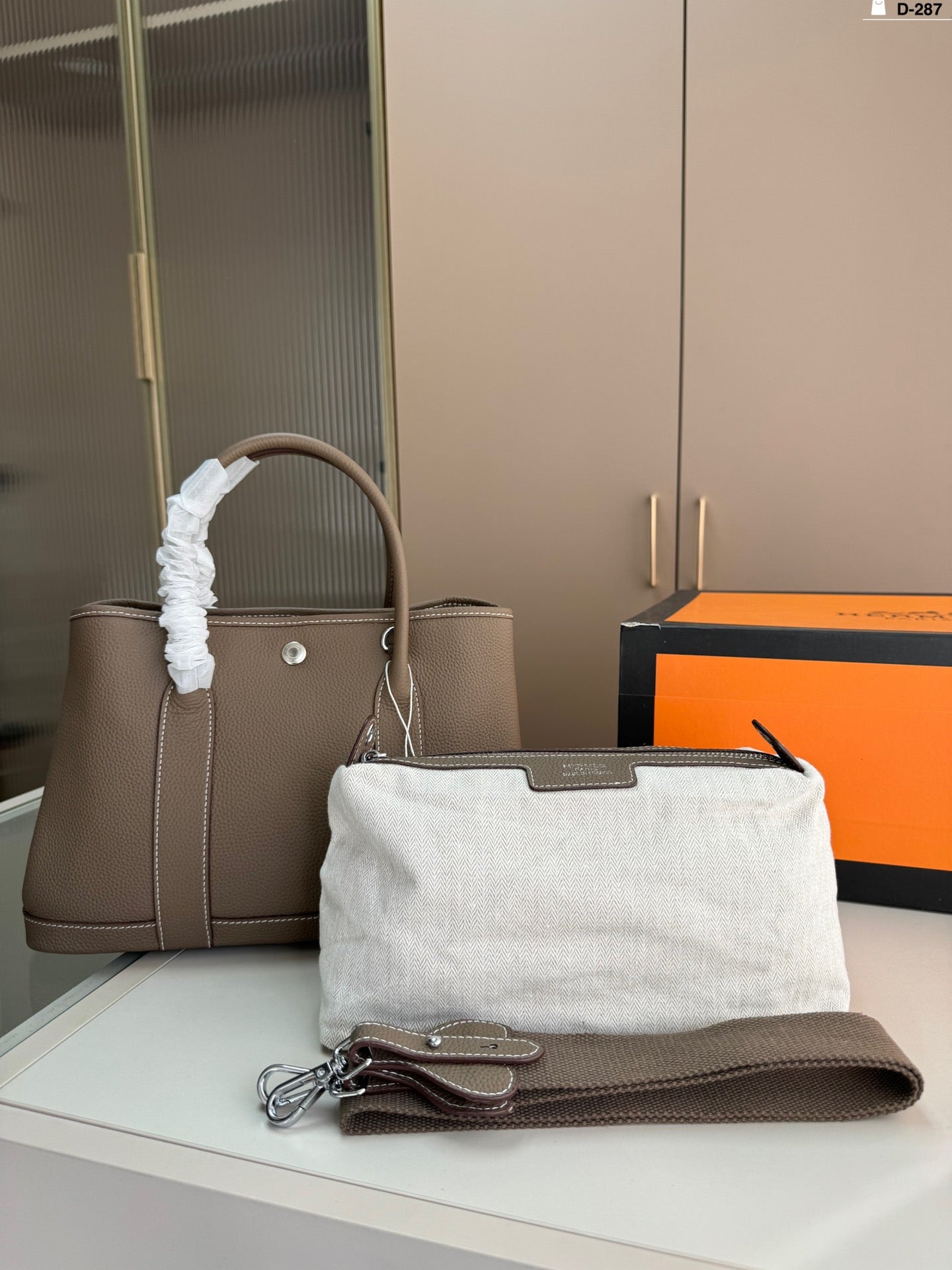 HERMES Garden Tote Bag 🌸