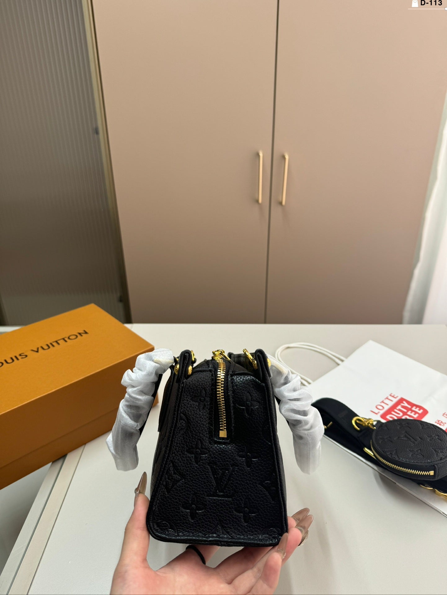 Louis Vuitton Onthego Eastwest