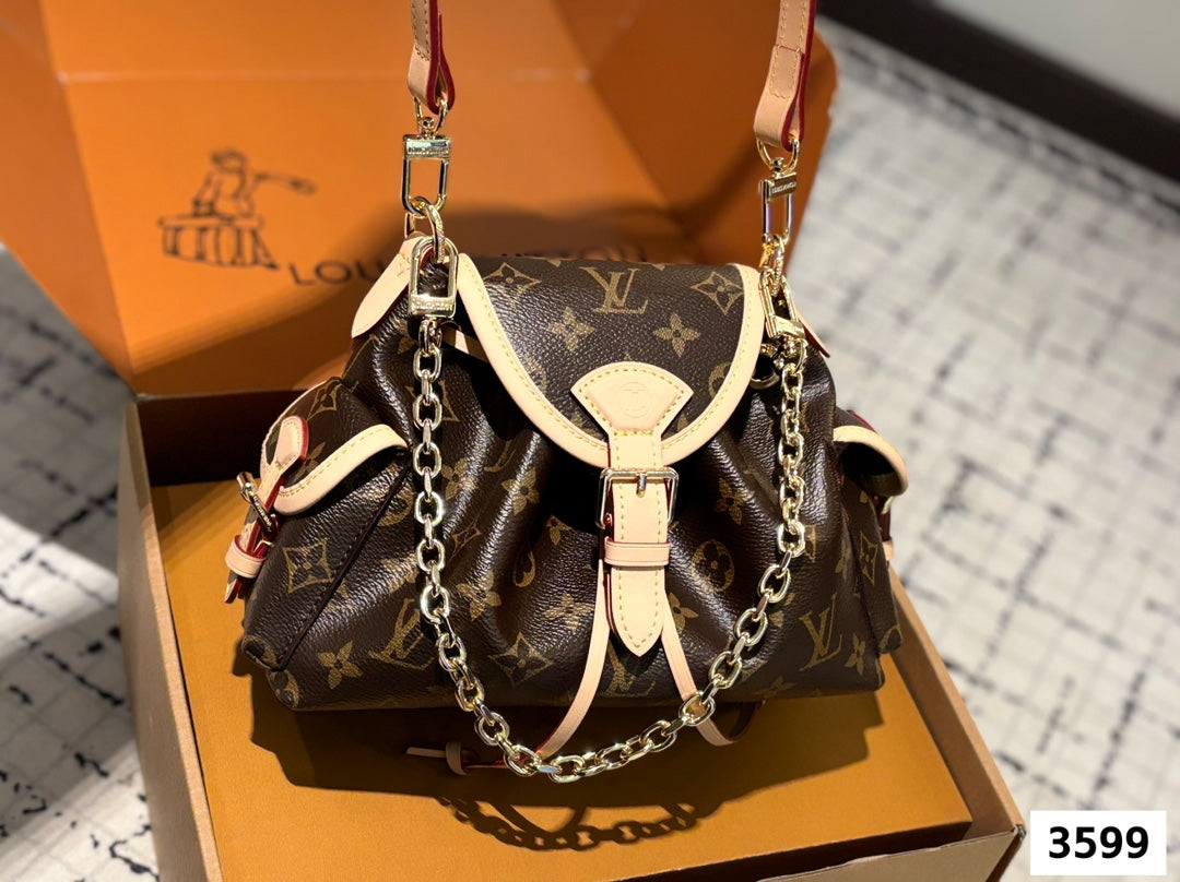 Lv ODYSSEE Backpack 🎒