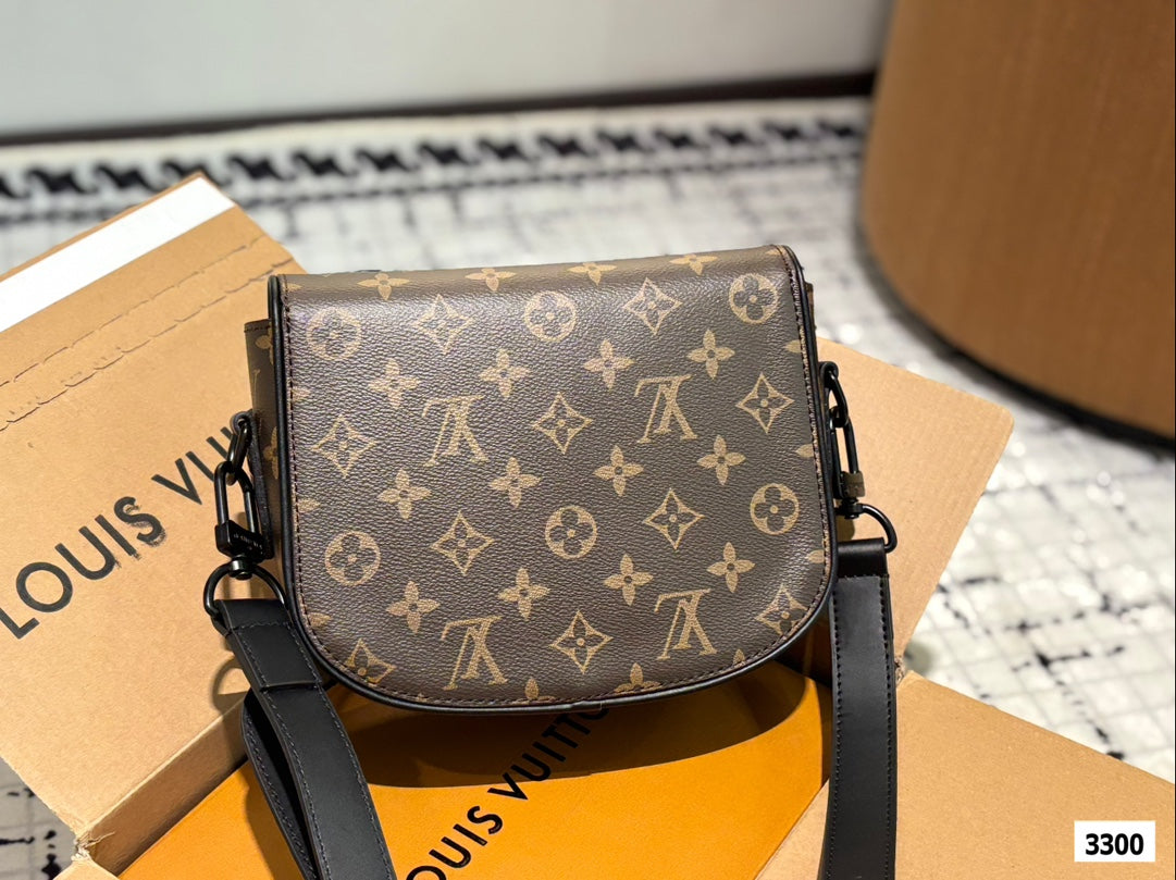 CHRISTOPHER Men's Crossbody Camera Bag