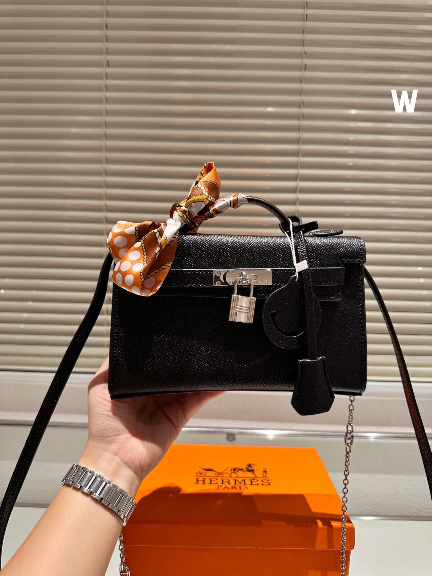 Hermès Crocodile-Pattern Kelly Bag