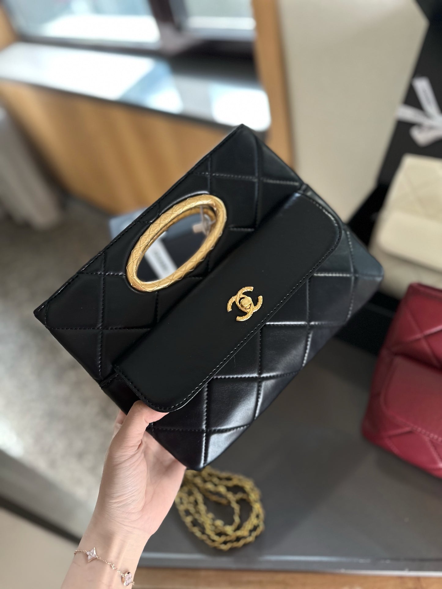 𝘝𝘪𝘯𝘵𝘢𝘨𝘦 Chanel Evening Bag