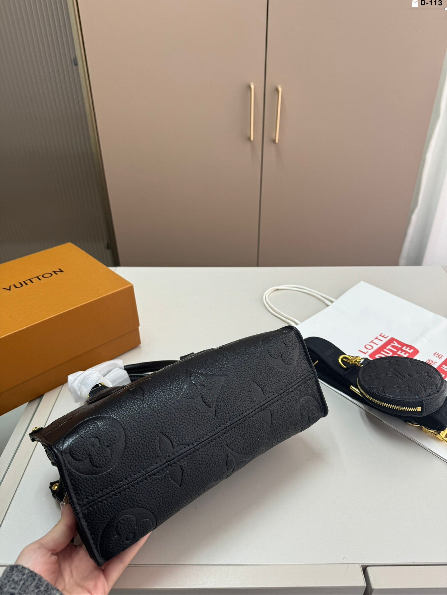 Louis Vuitton Onthego Eastwest
