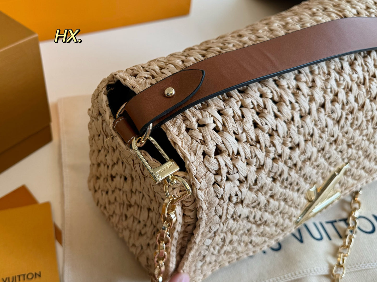 LV Raffia Braided Chain Underarm Bag 💕