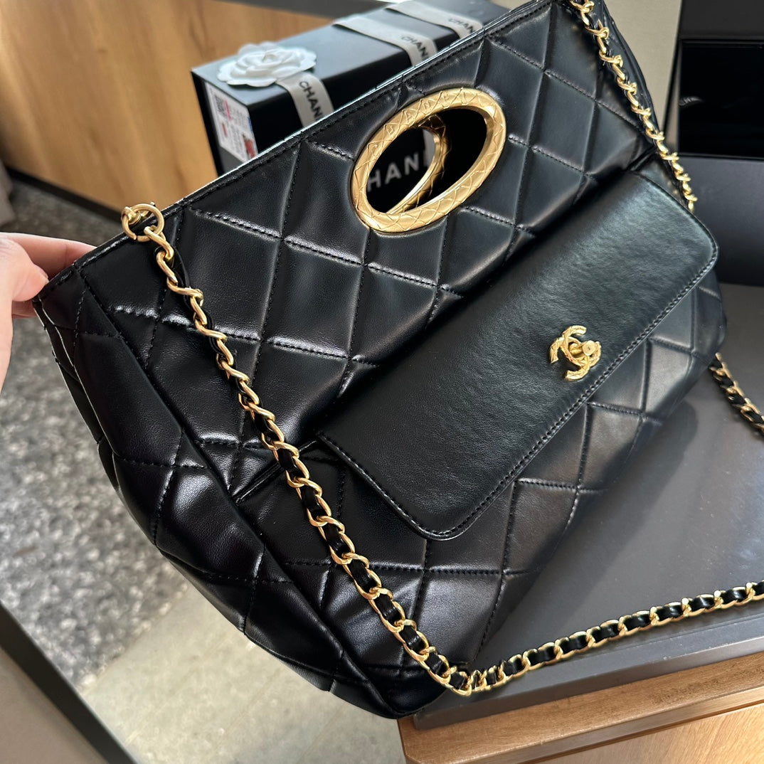 𝘝𝘪𝘯𝘵𝘢𝘨𝘦 Chanel Evening Bag