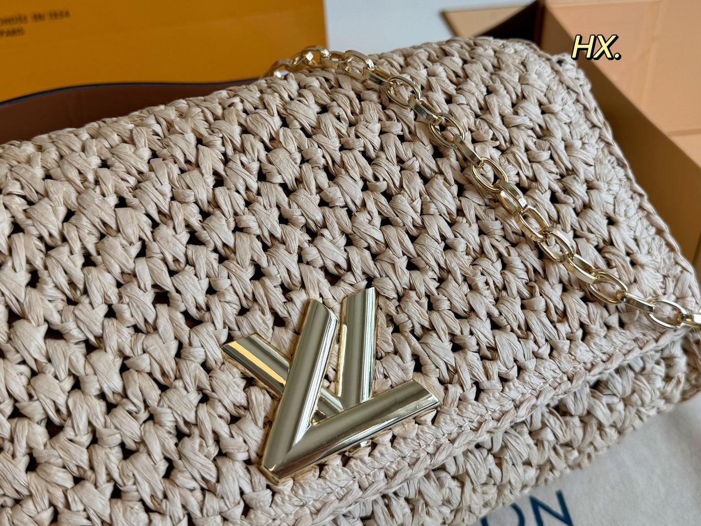 LV Raffia Braided Chain Underarm Bag 💕