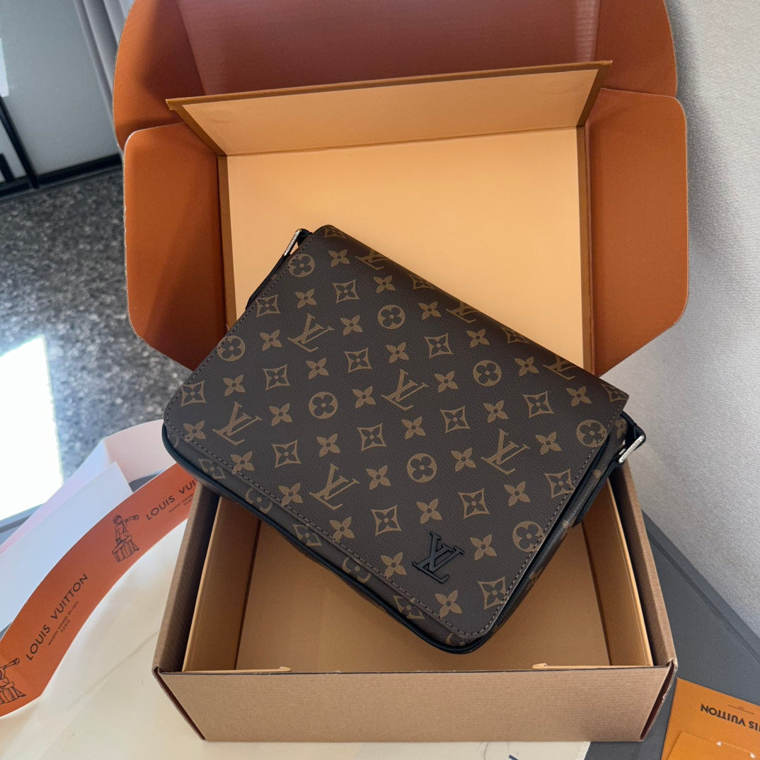 LV Limited Edition Men's Cowhide Messenger Bag 💼