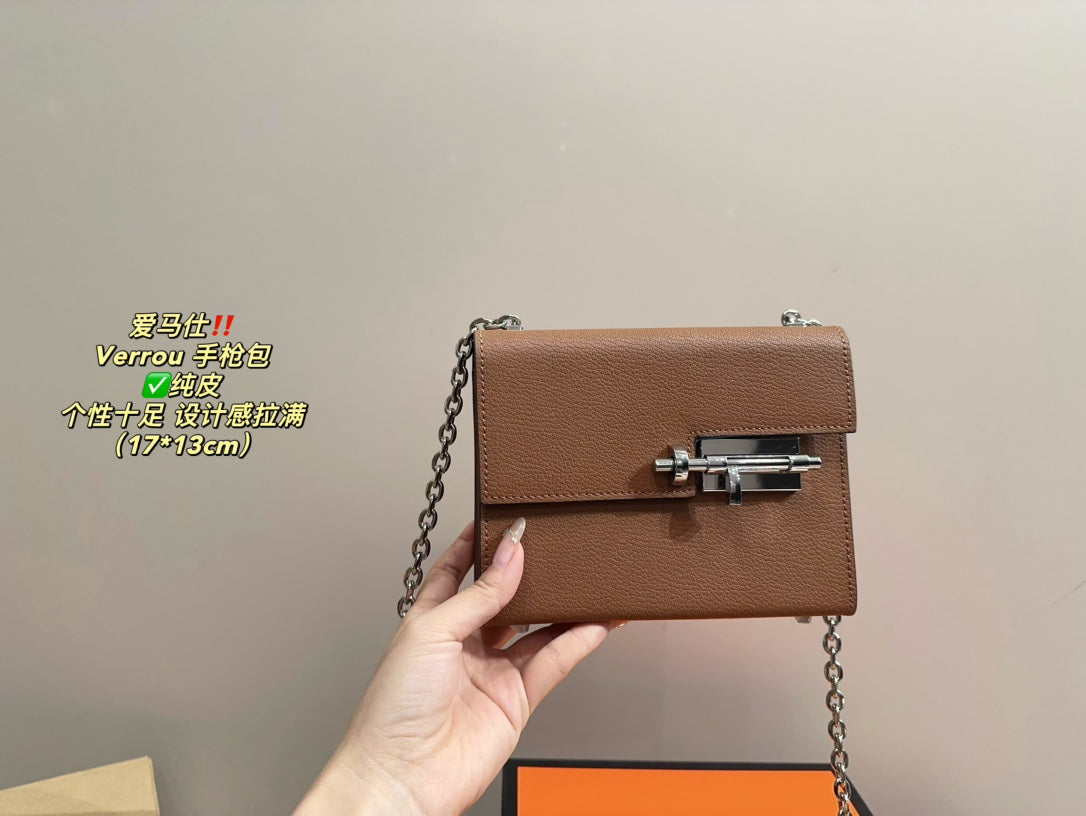 Hermès Verrou Pistol Bag with Latch