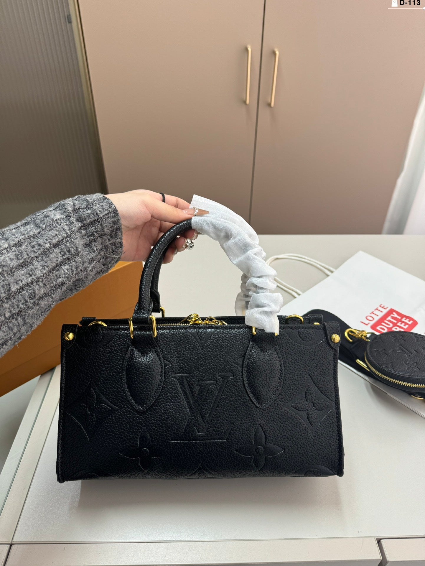 Louis Vuitton Onthego Eastwest