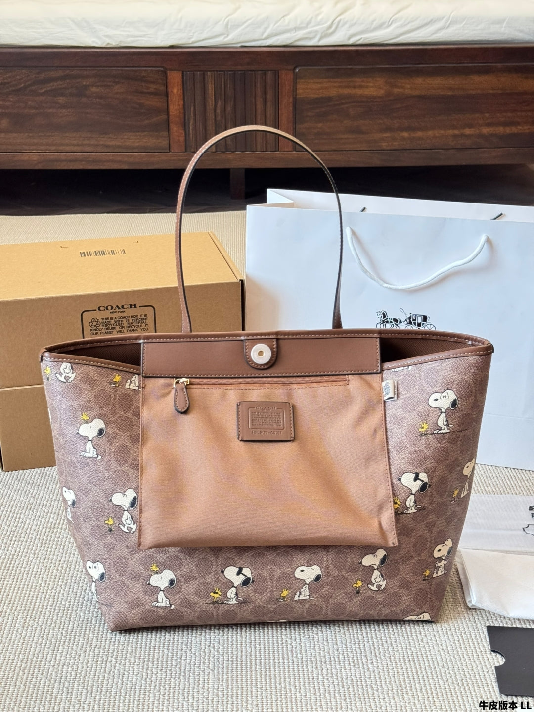 Coach City Snoopy Tote Classic Shoulder Bag
