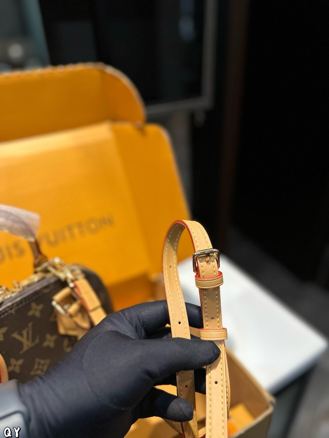 Louis Vuitton Shell Bag the latest Teddy collection