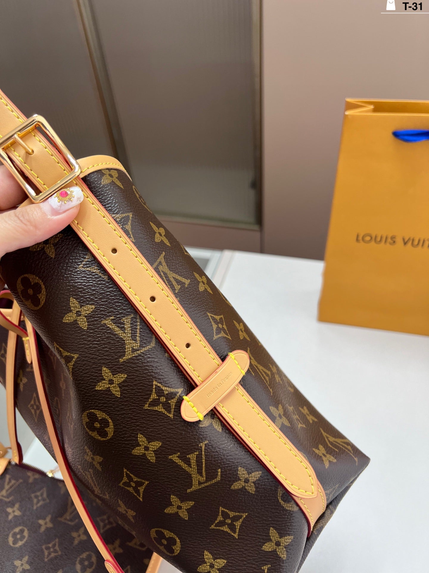 Louis Vuitton Carryall Shopping Bag
