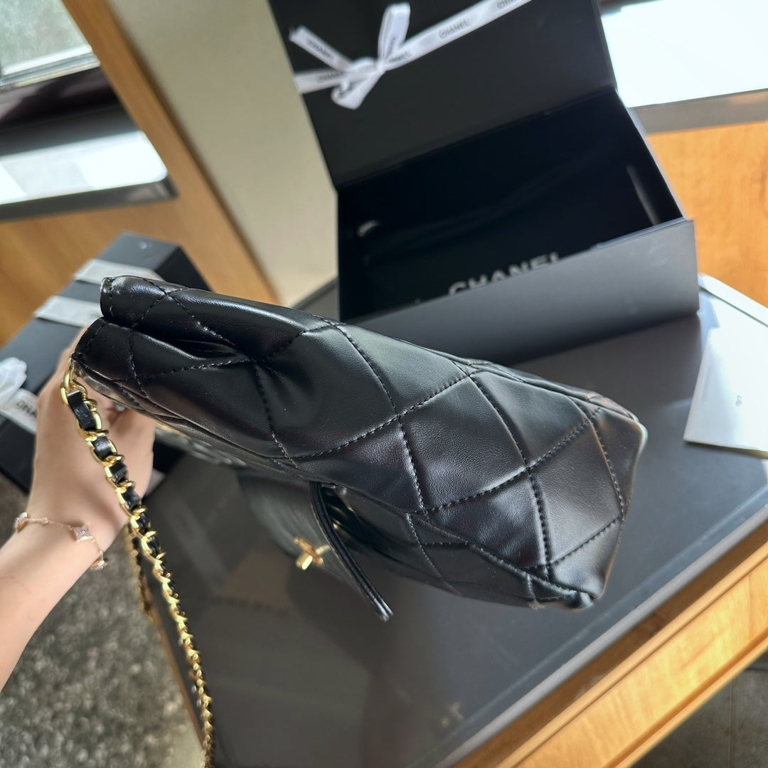 𝘝𝘪𝘯𝘵𝘢𝘨𝘦 Chanel Evening Bag